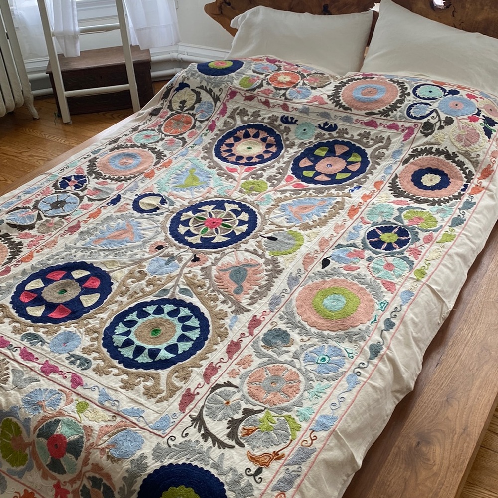 Beautiful Suzani bedspread 62” x 84.”